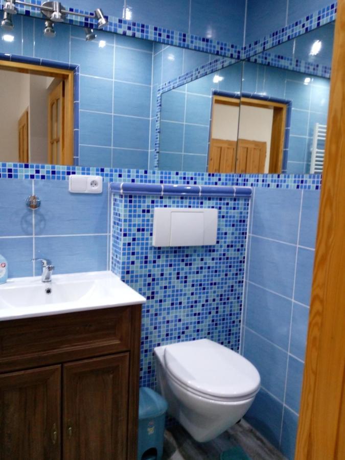 Apartman Albreit 1 ヤーヒモフ エクステリア 写真